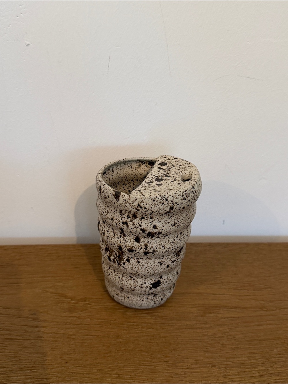 Handcrafted Speckled Ceramic mug - White and Brown - Picture 3 of 3